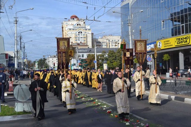 Крестный ход с мощами святителя Иоасафа в Белгороде (фото, видео) 1