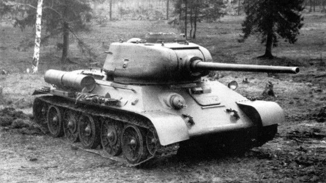Как одиночный танк спас Серпухов