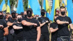 "Смехотворный" геноцид: почему Европа не видит нацистов на Украине